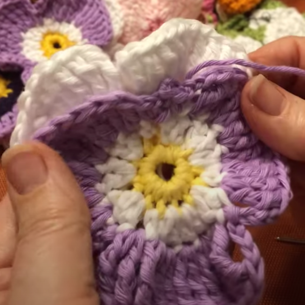 The Pansy- Spring Garland Video 4