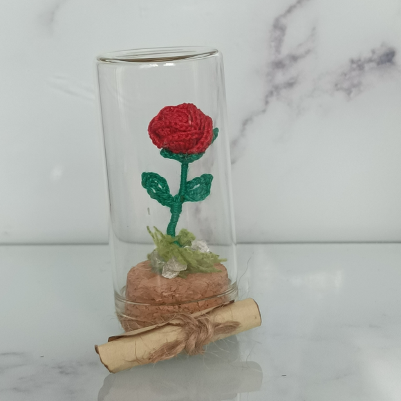 Micro crochet rose in glass jar